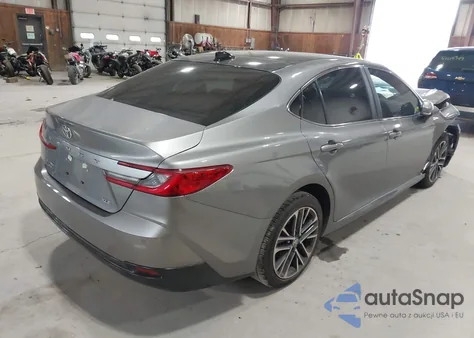 2025 Toyota Camry Xle из США, поврежденный, VIN 4T1DBADKXSU509453